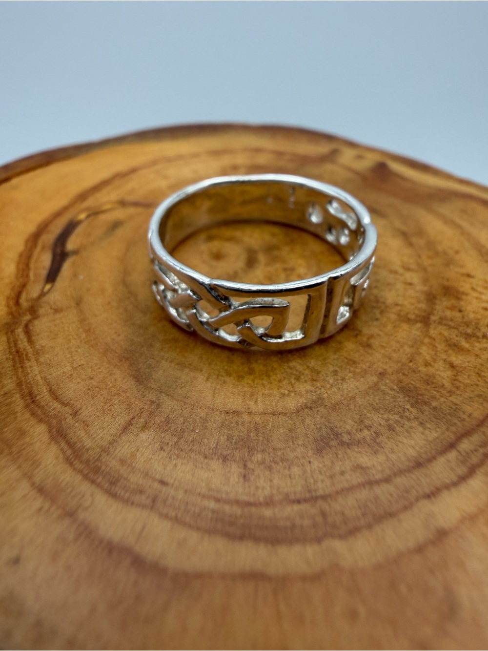 Sterling Silver Celtic Knot Women’s Ring - Size 8 - 3.1g